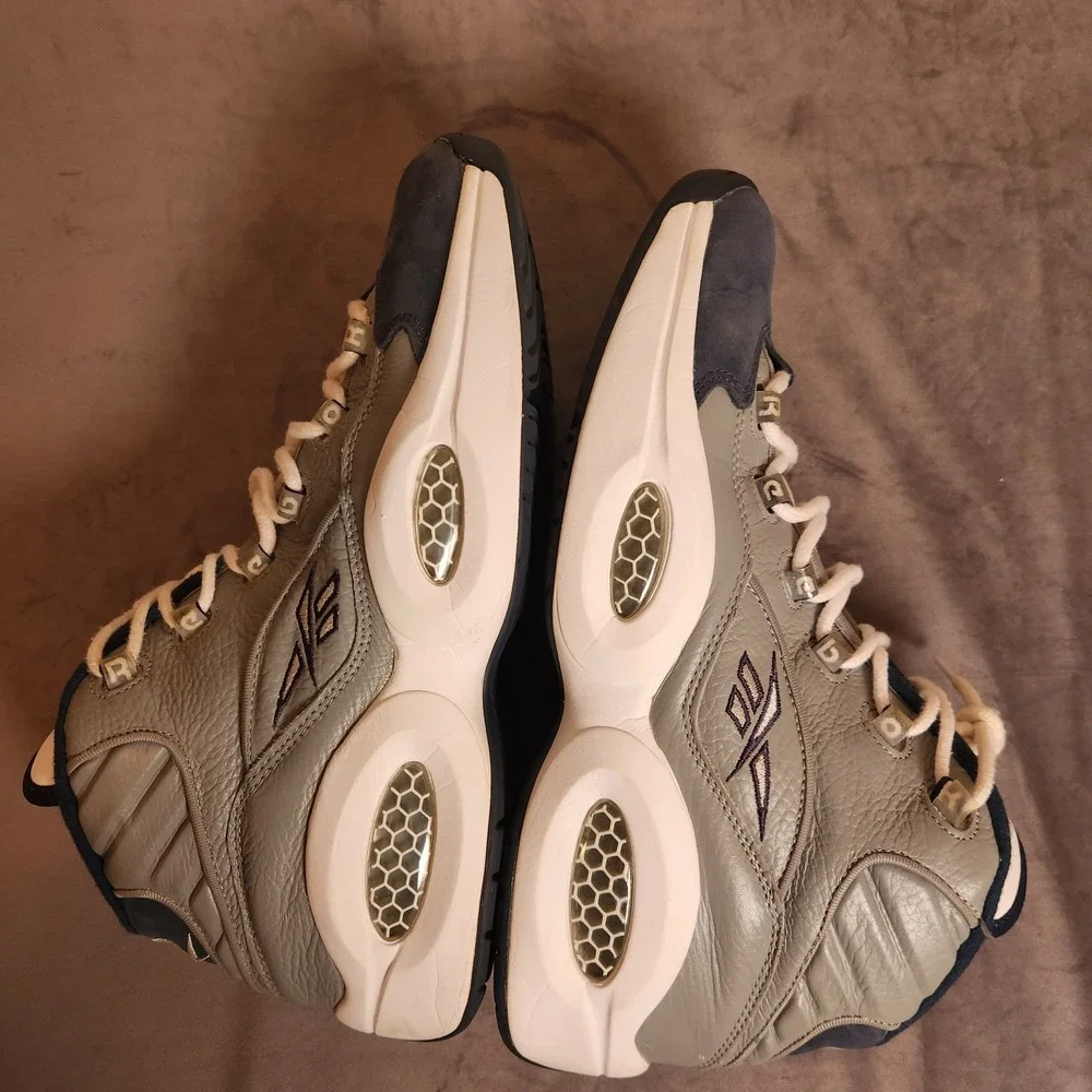 Reebok Question Mid Georgetown Men Size 12 J99179 Grey Navy Basketball Shoes